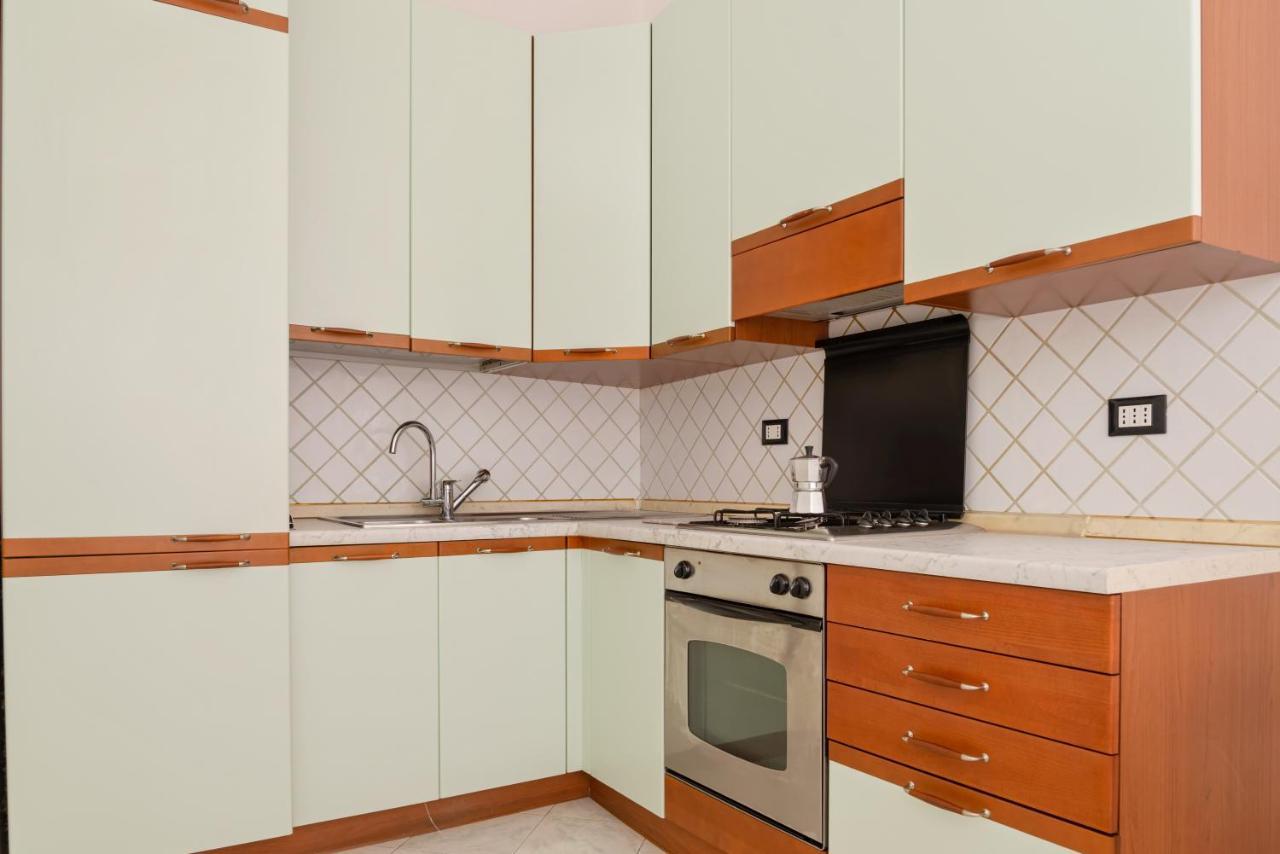 מילאנו Stazione Centrale Cozy And Functional Flat מראה חיצוני תמונה
